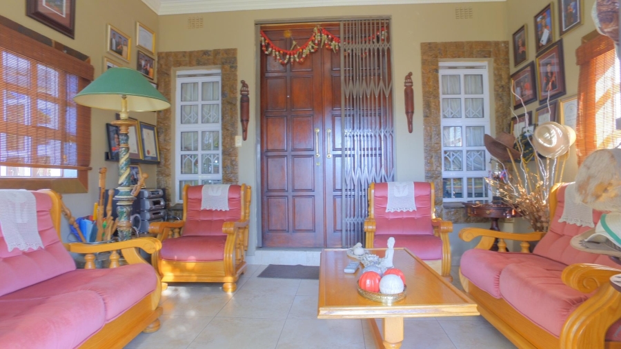 5 Bedroom Property for Sale in Azalea Park North West